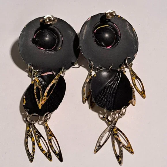 Large yellow white and black earrings - Picture 7 of 7